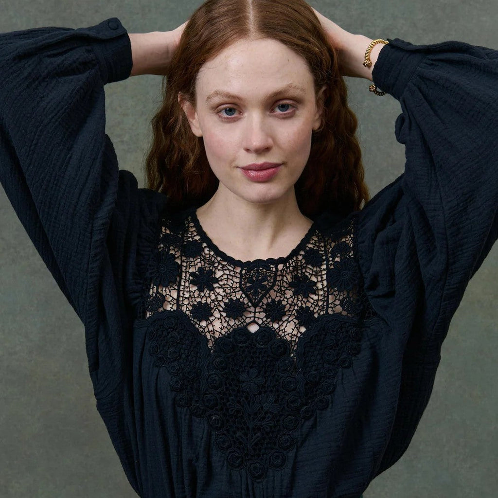 Louise Misha