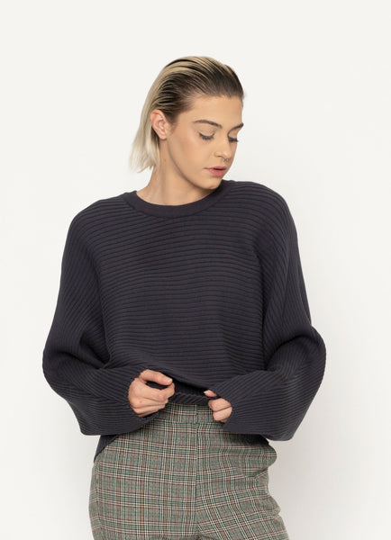 SALE  |  Blacklist</p>Jasper Knit Top</p>(Charcoal)</p>Available: size M/L