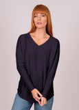 Mae</p>Audrey V-Neck Curved Hem Pullover</p>(Plum)