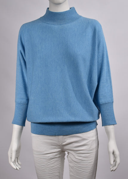 SALE  |  Mae</p>Billie Top</p>(Frosted Blue)</p>Available: size Small