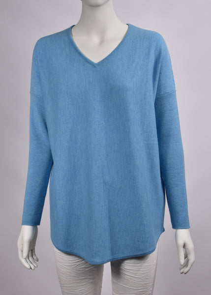 SALE  |  Mae</p>Audrey V-Neck Curved Hem Pullover</p>(Frosted Blue)</p>Available: size XX-Large