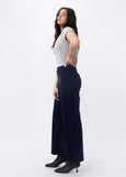 Kireina</p>Freya Velvet Jean</p>(Navy)