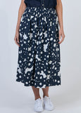 Naturals by O&J</p>Full Skirt</p>(Ink Barnacles)
