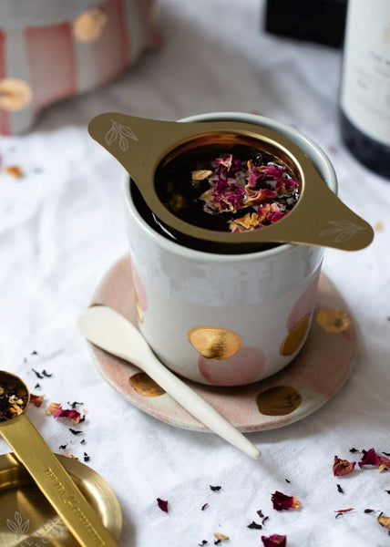The Tea Collective</p>Infuser