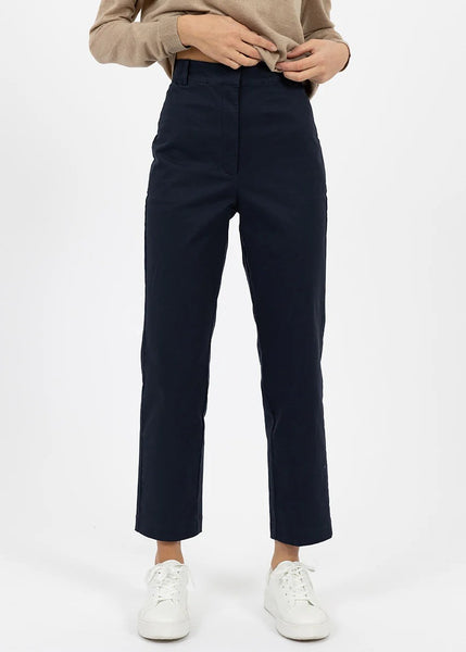 SALE  |  Humidity Lifestyle</p>Bayley Chino</p>(Navy)</p>Available: size 14