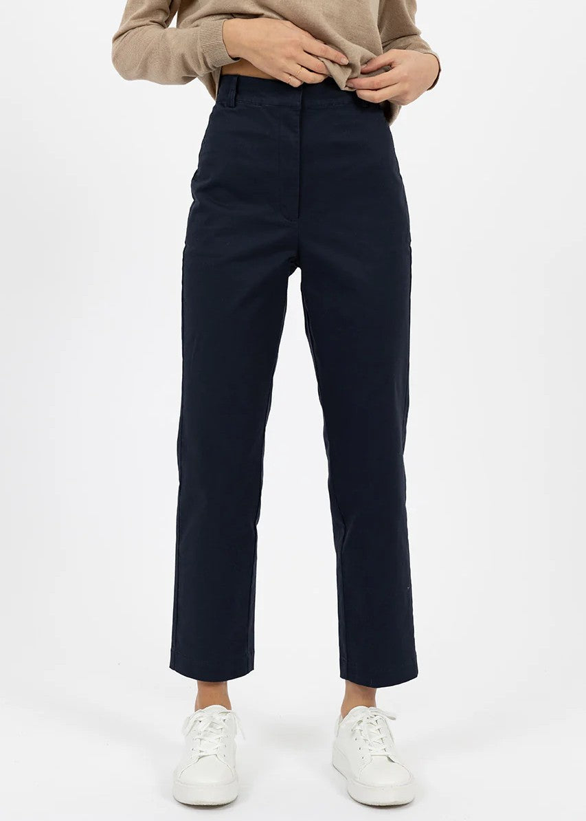 SALE  |  Humidity Lifestyle</p>Bayley Chino</p>(Navy)</p>Available: size 14