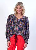 Knewe</p>Roxanne Top