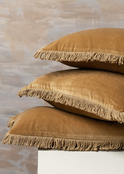 Saarde</p>Velvet Cushion Range</p>(Nutmeg assorted sizes)