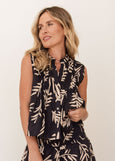 See Saw</p>Sleeveless Pintuck Top</p>(Leaf Print)