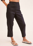 See Saw</p>7/8 Flat Front Elastic Back Pant</p>(Black)