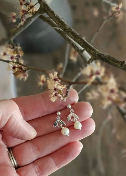 Paird</p>Spring Bloom Studs