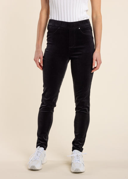 SALE  |  TWO-T's</p>Pull-on Baby Cord Jean</p>(Black)</p>Available: size 10