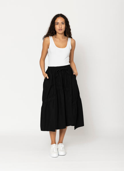 SALE  |  TWObyTWO</p>Mae Skirt</p>(Black)</p>Available: size Small