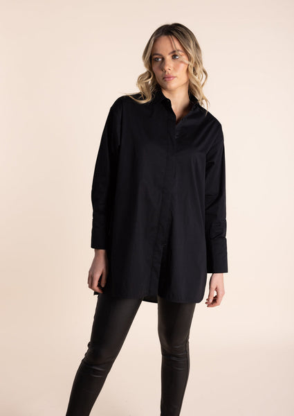 SALE  |  TWO-T's</p>Poplin Shirt</p>(Black)</p>Available: size 8