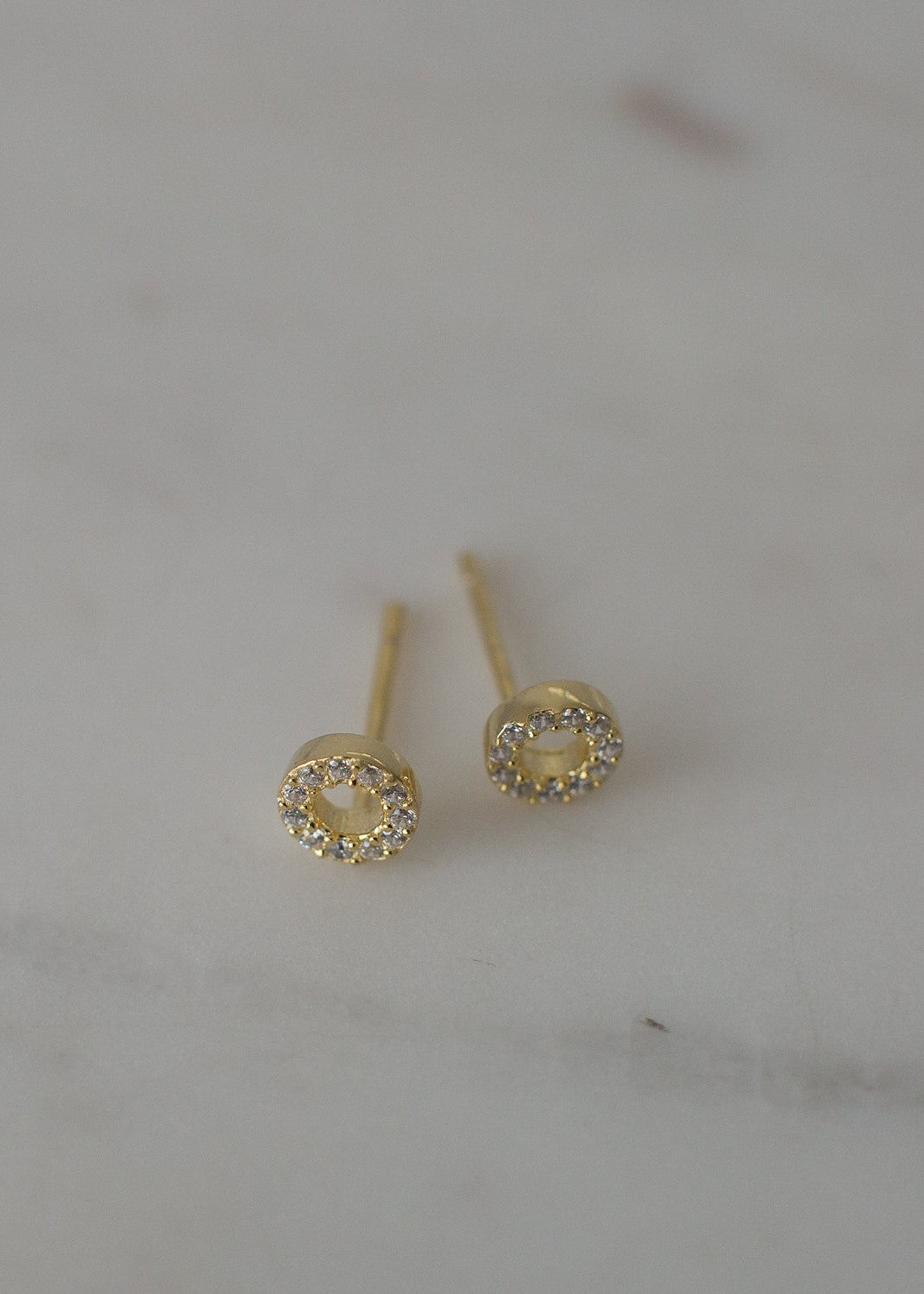 SOPHIE</p>Sparkle Oh Studs Clear</p>(Gold, Silver)
