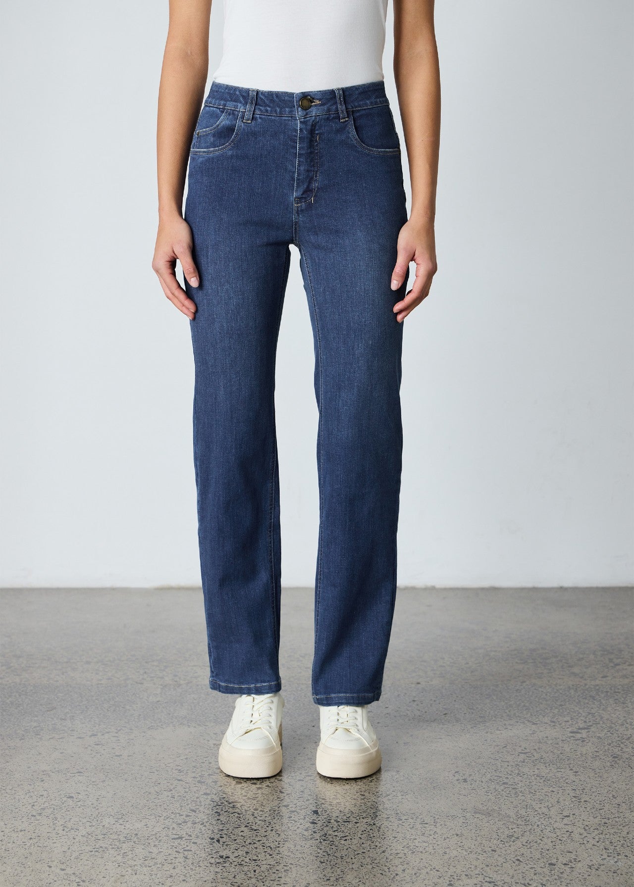 Lania</p>Legal Wide Jean</p>(Indigo)