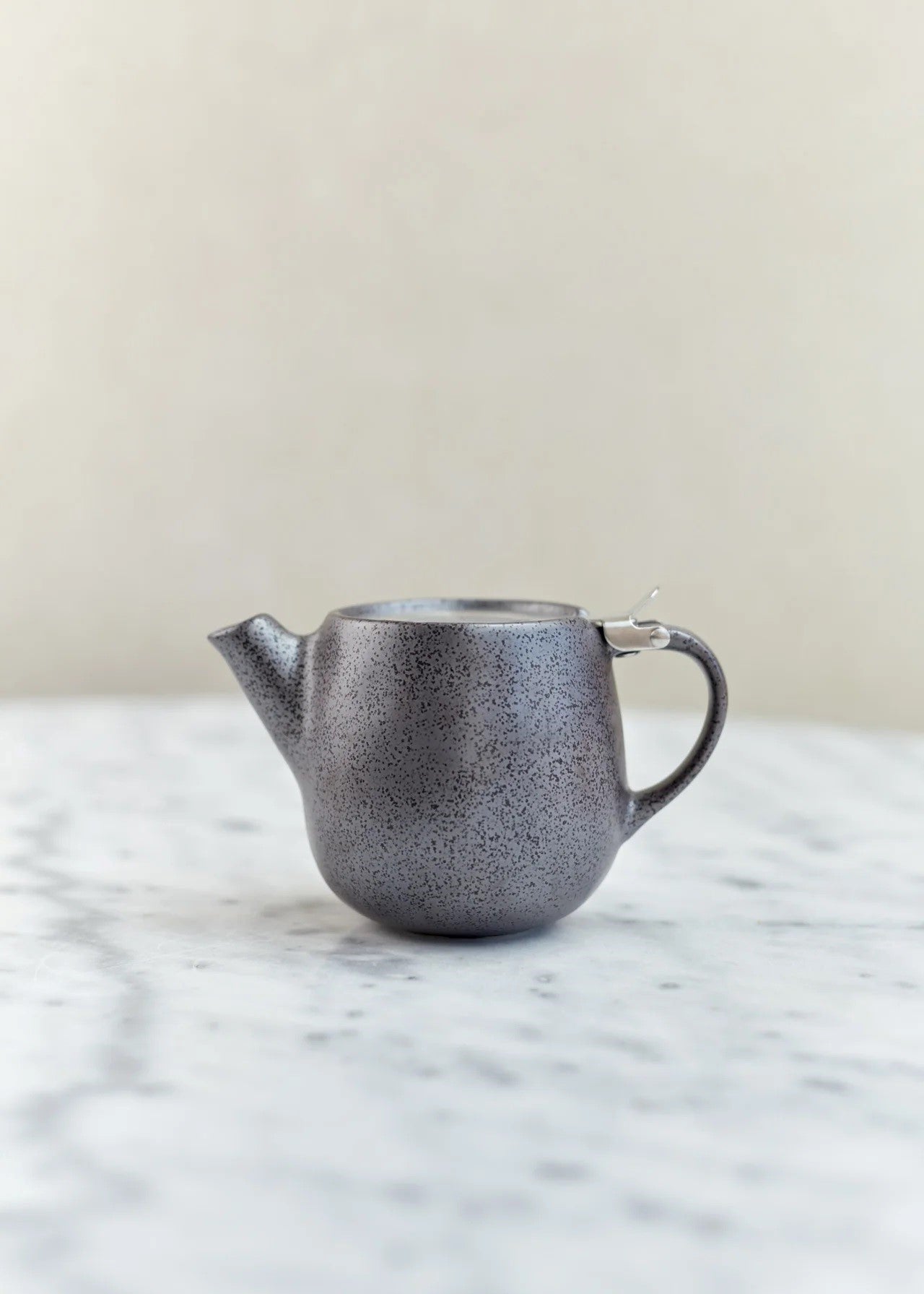 Robert Gordon</p>Earth Teapot</p>(Black)