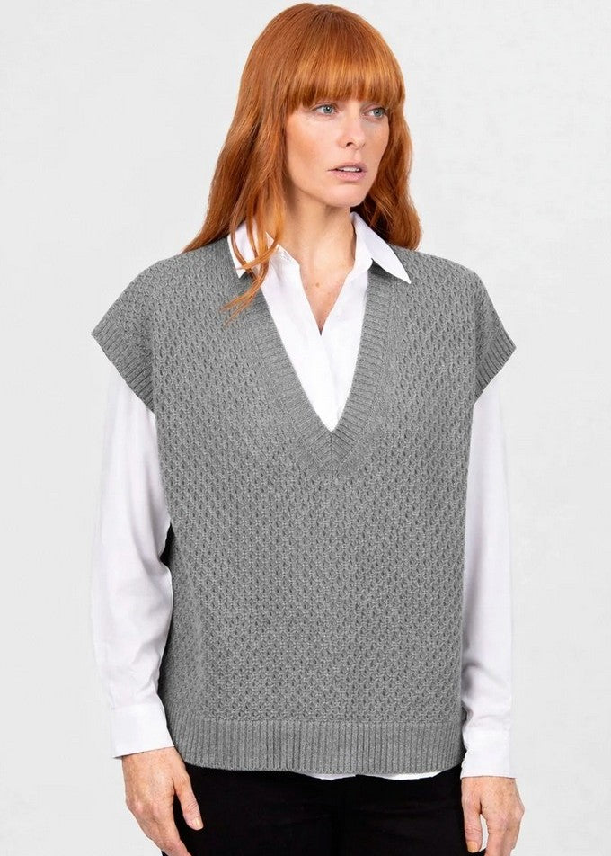 Mae</p>Cable Pointelle V-Neck Vest</p>(Mid Grey)