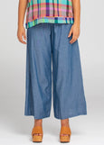 Boom Shankar</p>Ria Pant</p>(Chambray)