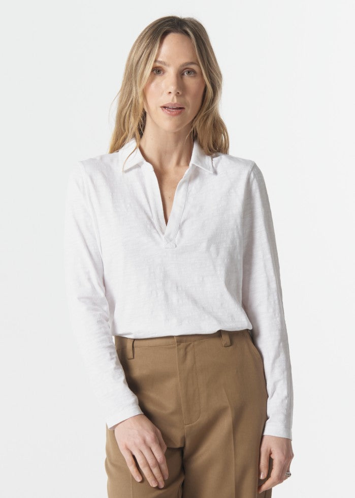 Cloth+Paper+Scissors</p>The Collared Henley</p>(White)