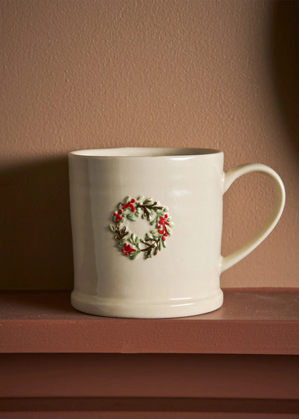 Robert Gordon</p>Favourite Things Mugs</p>(Christmas Wreath)