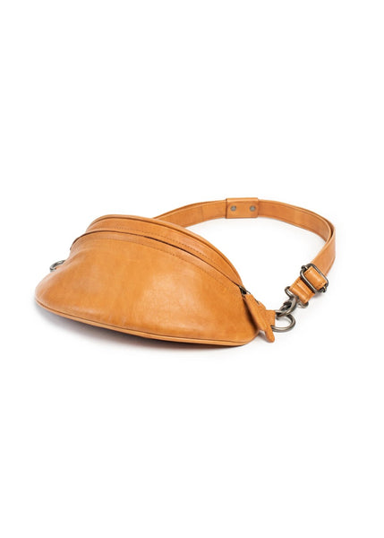 Dusky Robin</p>Escape the Ordinary Belt Bag</p>(Tan)