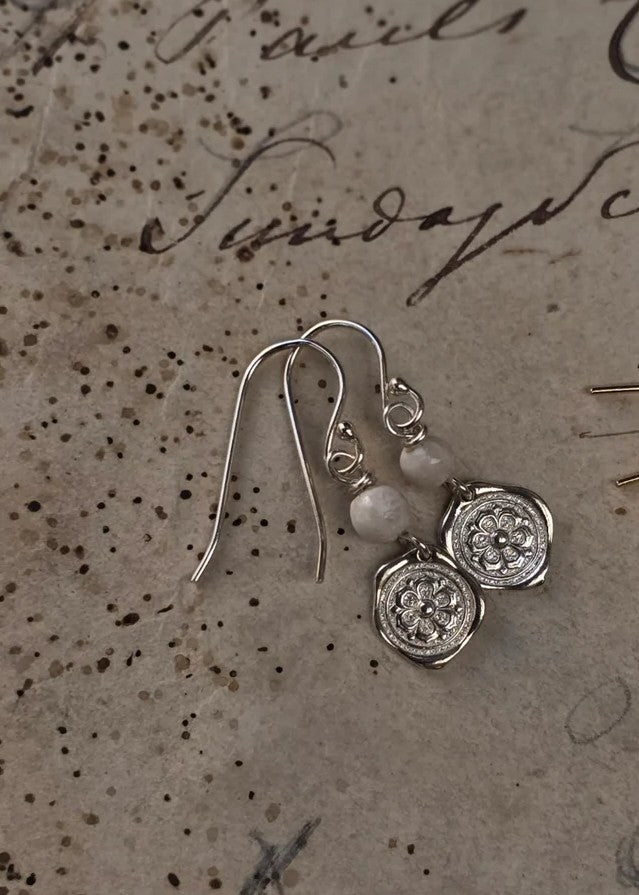 Paird</p>Etched Flora</p>(Silver)