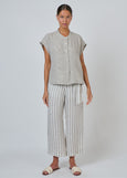 Naturals by O&J</p>Extended Sleeve Blouse</p>(Mousse)