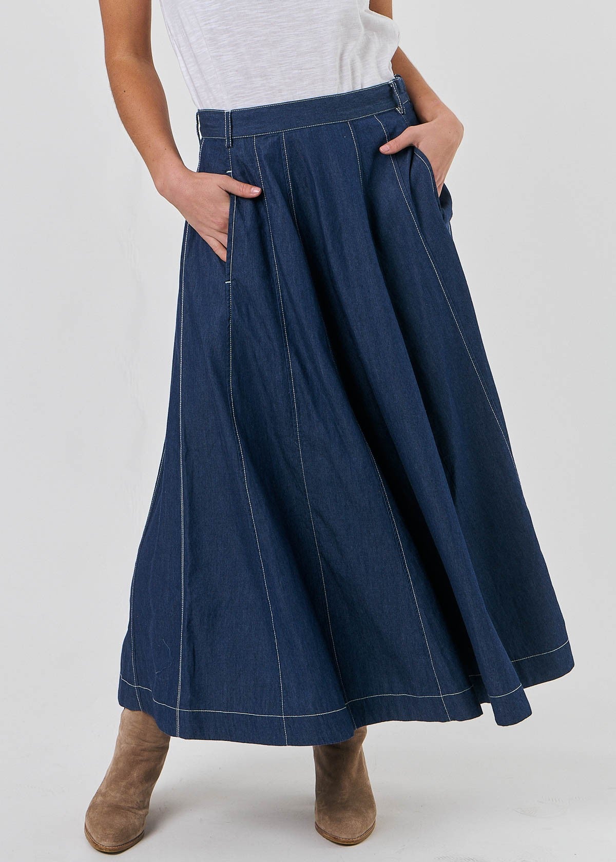 Naturals by O&J</p>Panelled Denim Skirt</p>(Denim)