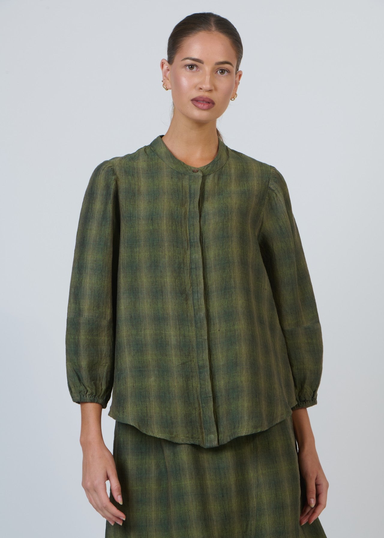 Naturals by O&J</p>Round Neck Shirt</p>(Highlands)