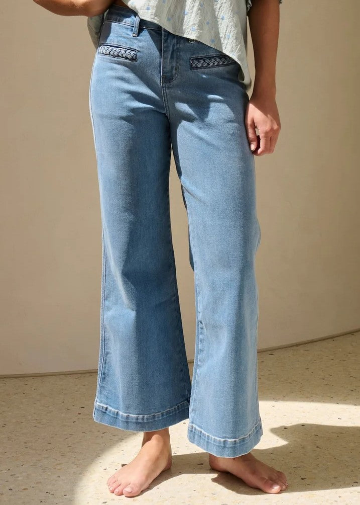 Kireina</p>Freya Plait Pocket</p>(70's Blue)