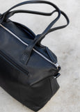Dusky Robin</p>Valentina Tote</p>(Black)