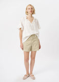 Kireina</p>Patricia Shirt</p>(White/White & GreenFlower)