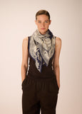 Inoui Editions</p>Piranesi Square Scarf</p>(Navy)
