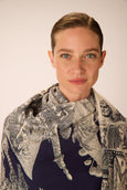 Inoui Editions</p>Piranesi Square Scarf</p>(Navy)