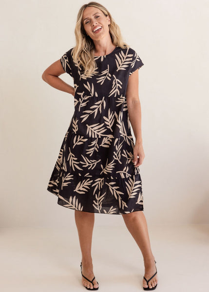 See Saw</p>Extended Sleeve Tiered Dress</p>(Leaf Print)