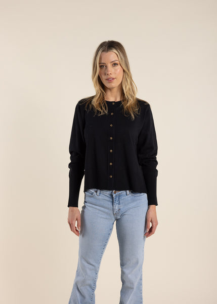 TWO-T's</p>Cropped Cardigan</p>(Black)