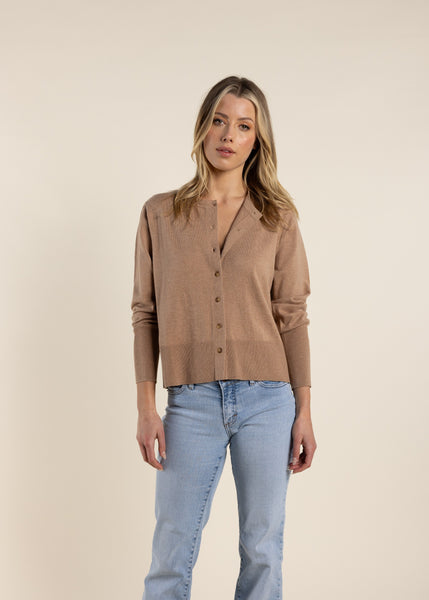 TWO-T's</p>Cropped Cardigan</p>(Camel)