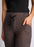 Knewe</p>Dew Barrel Leg Pant</p>(Chocolate)