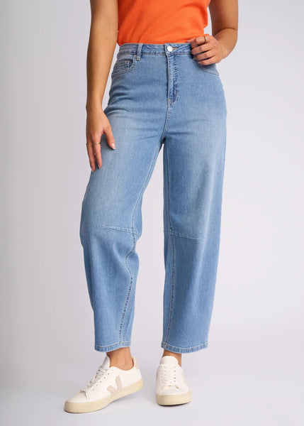 Knewe</p>Fallon Barrel Leg Jean</p>(Light Wash Denim)