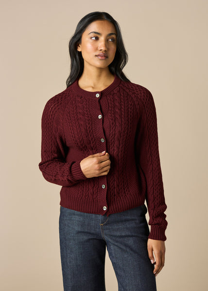 Uimi</p>Molly Cardigan</p>(Merlot)