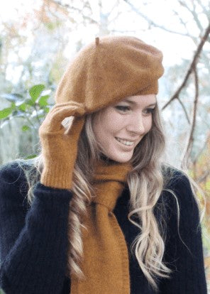 Lothlorian</p>Possum Plain Beret</p>(available in more colours)